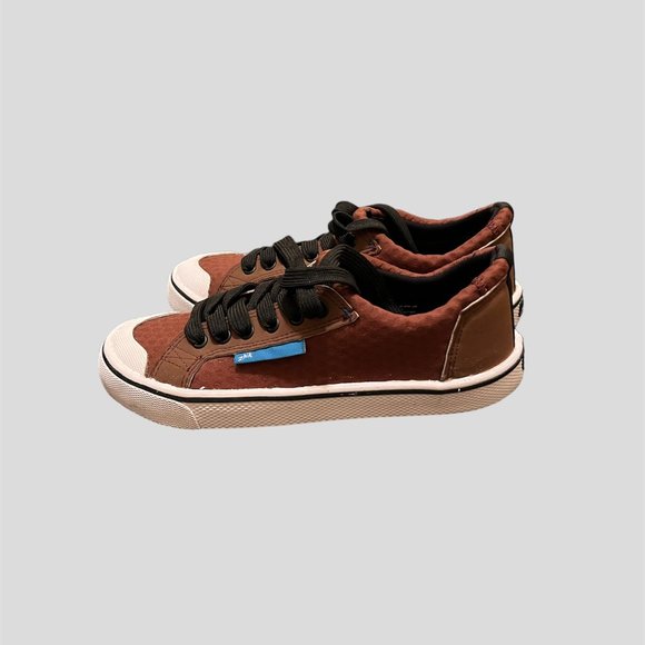 Zhik size 6 brown with black accents laceup - Picture 1 of 11